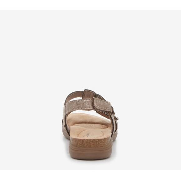 Clarks April Cove Bronze Metallic Sandals Size 8 NWT - Picture 3 of 13